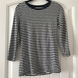 vineyard vines striped shirt